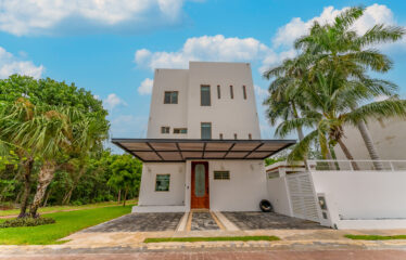 Casa en Residencial Arboladas Cancún, Q.R.